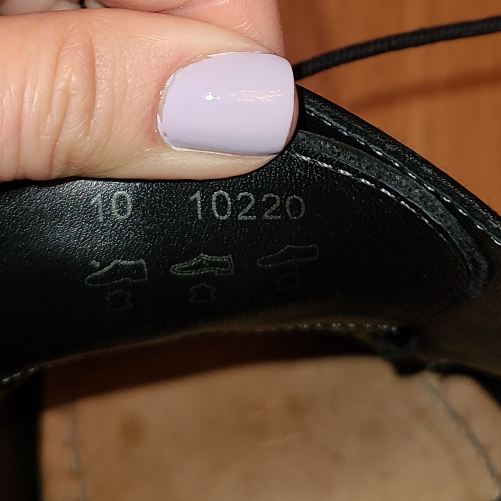 Hugo Boss Shoes - Picture 14 of 16
